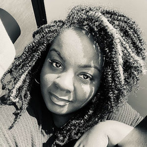 Meet your Posher, Erica